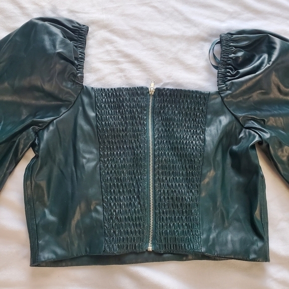 7 For or All Mankind Green Square Neck Long Sleeve Faux Leather Crop Top - Picture 7 of 9